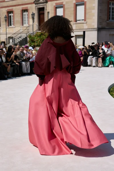 Look 30